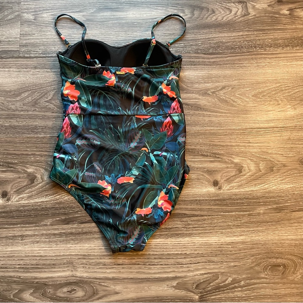 Nicole Miller Women’s  One Piece Swimsuit - Floral. M - Picture 2 of 10